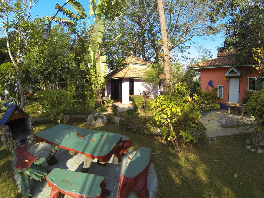 Riverside Ban Cho Lae Exterior foto